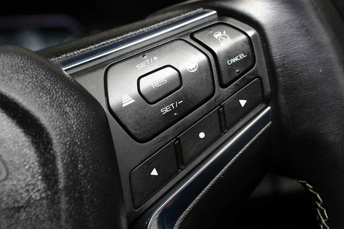 2022 Isuzu MU-X LS-T