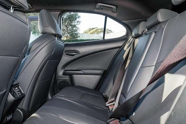2024 Lexus UX UX300h F Sport MZAH11R