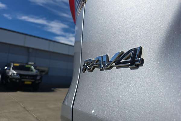 2019 Toyota RAV4 GX AXAH52R