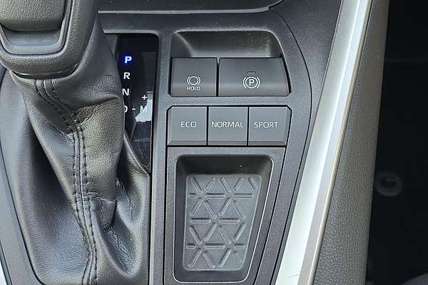 2019 Toyota RAV4 GX AXAH52R