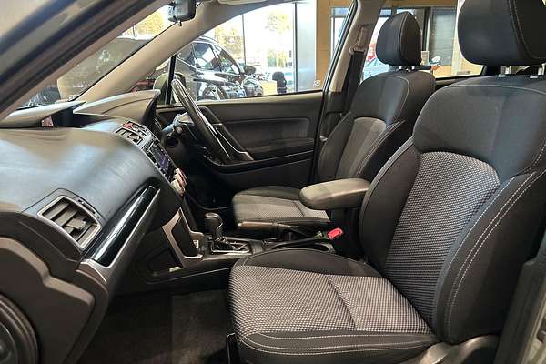 2016 Subaru Forester 2.5i-L Special Edition S4