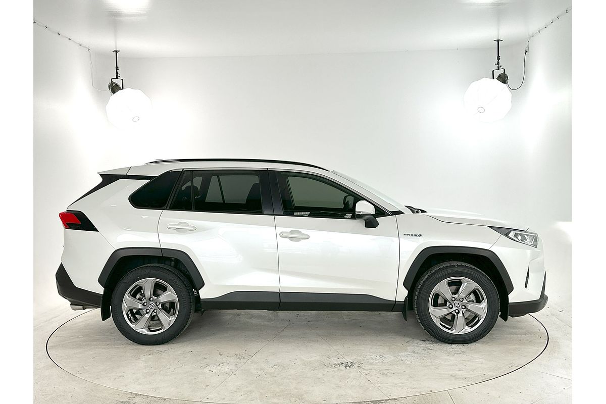 2020 Toyota RAV4 GXL AXAH52R