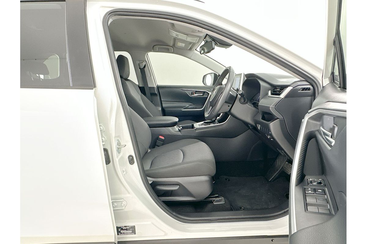 2020 Toyota RAV4 GXL AXAH52R
