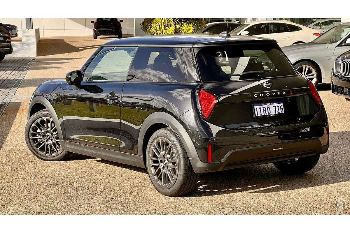 2025 MINI Cooper S Classic F66