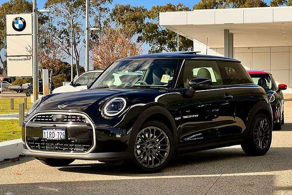2025 MINI Cooper S Classic F66