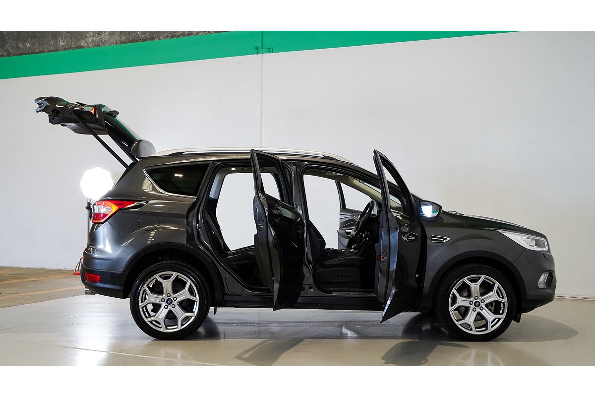 2017 Ford Escape Titanium ZG