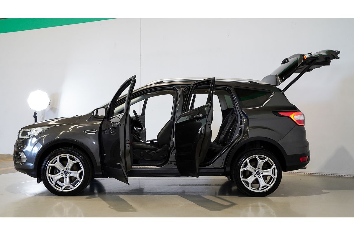2017 Ford Escape Titanium ZG