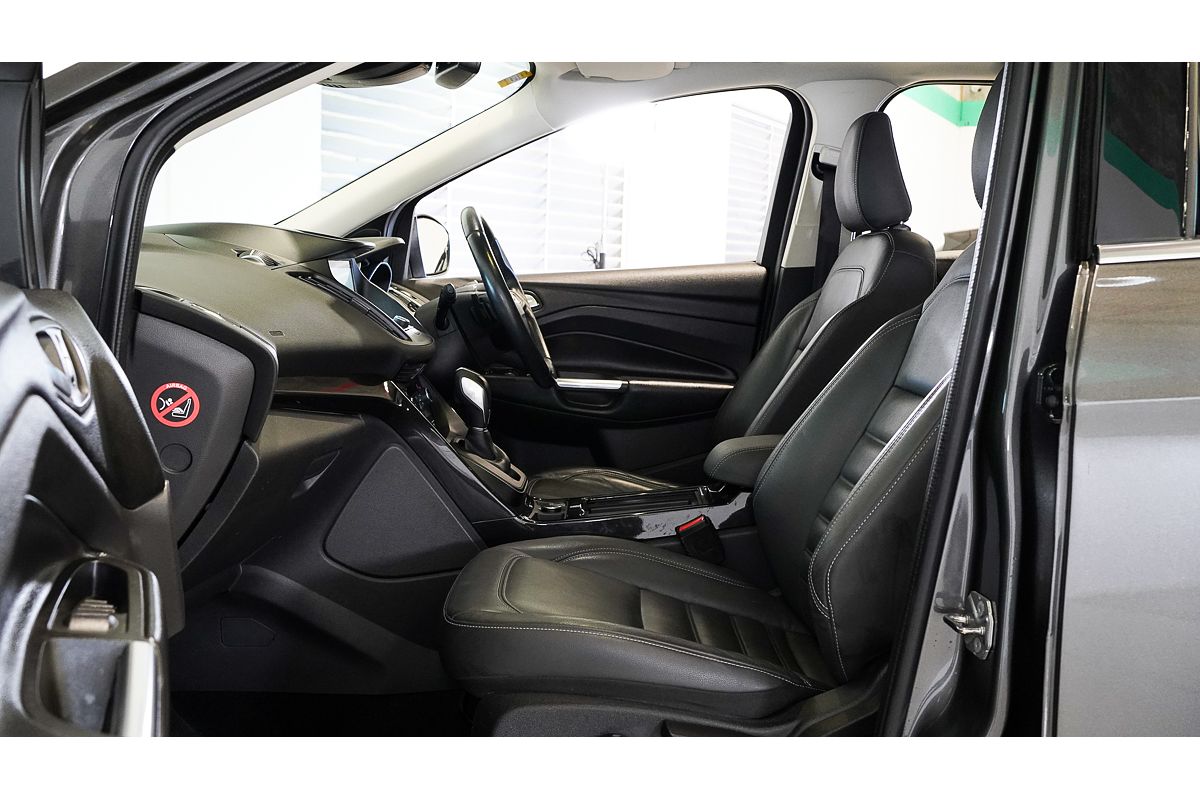 2017 Ford Escape Titanium ZG