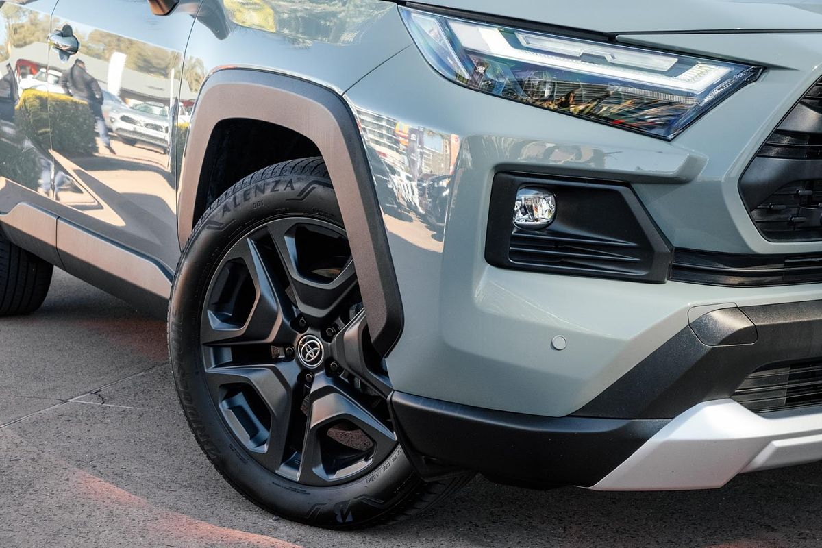 2024 Toyota RAV4 Edge AXAA54R