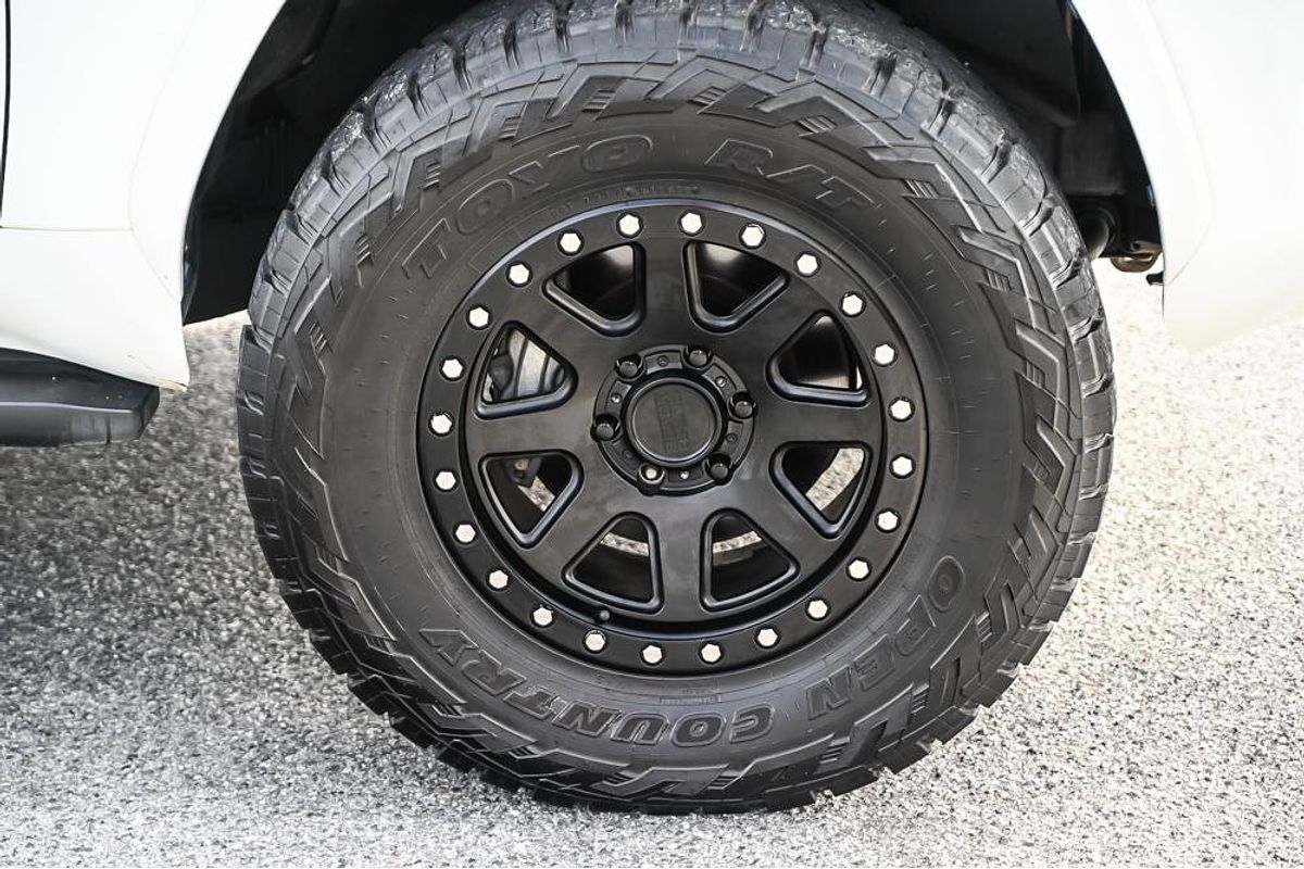 2022 Toyota Landcruiser VX FJA300R