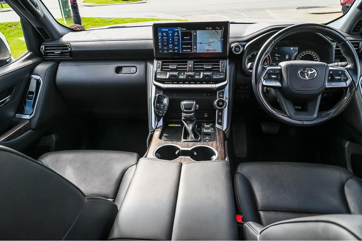 2022 Toyota Landcruiser VX FJA300R