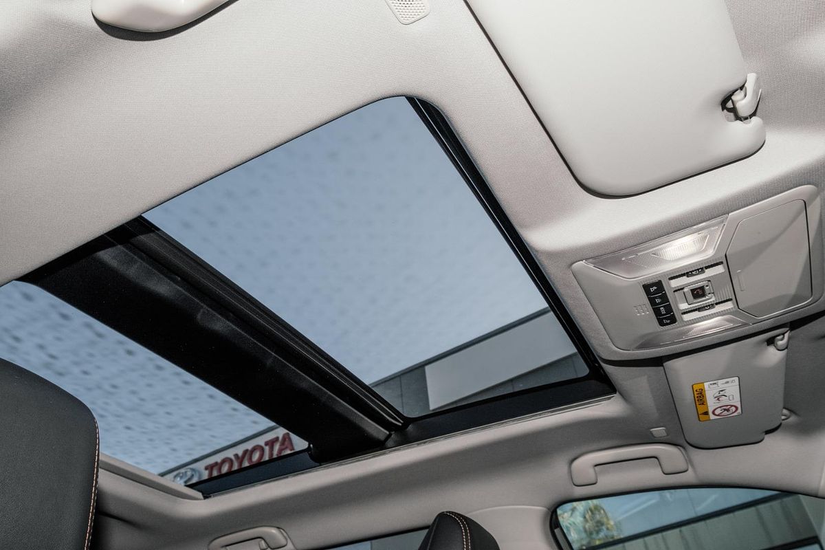 2024 Toyota RAV4 Edge AXAA54R