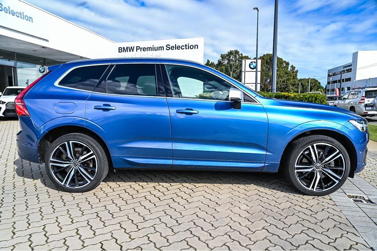 2017 Volvo XC60 T6 R-Design