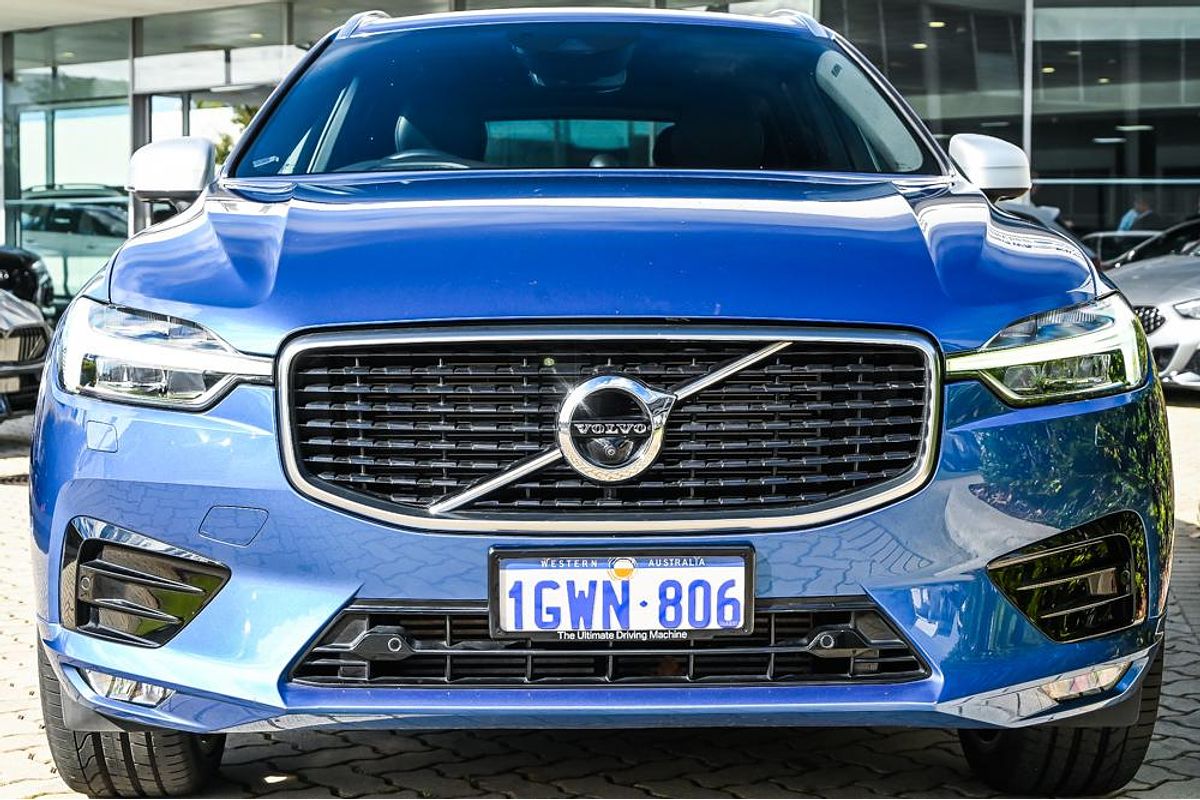 2017 Volvo XC60 T6 R-Design