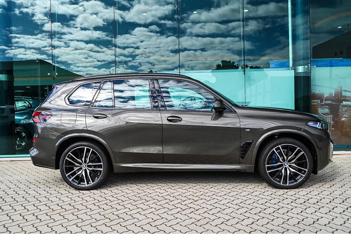 2025 BMW X5 xDrive30d M Sport G05 LCI