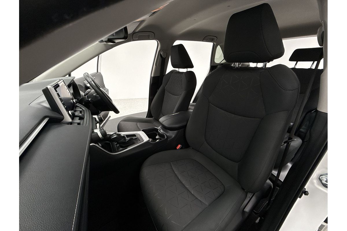 2021 Toyota RAV4 GXL MXAA52R