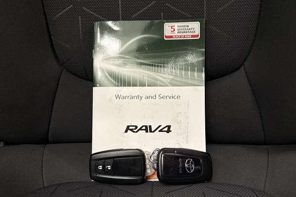2021 Toyota RAV4 GXL MXAA52R