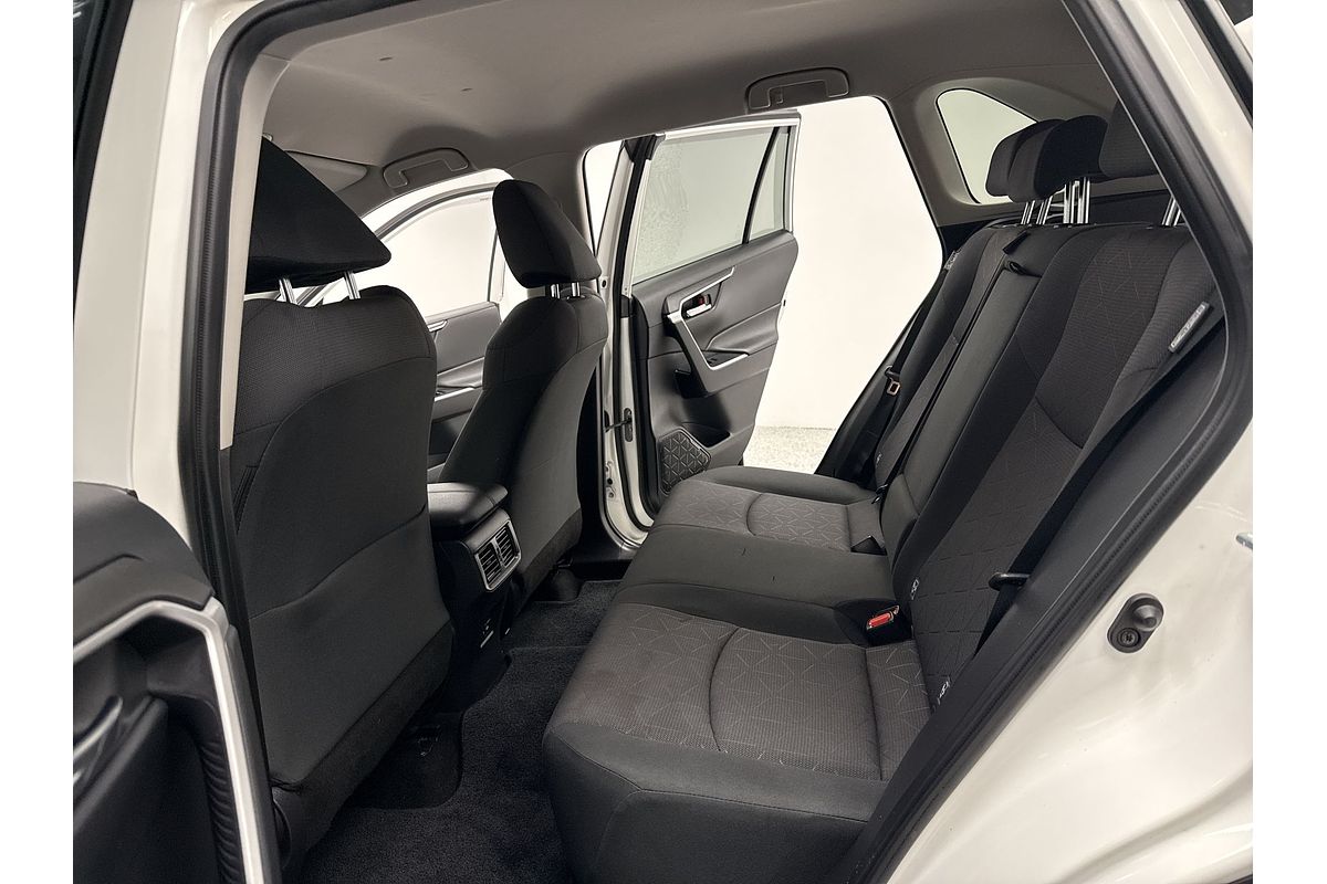 2021 Toyota RAV4 GXL MXAA52R