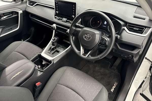 2021 Toyota RAV4 GXL MXAA52R