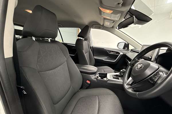 2021 Toyota RAV4 GXL MXAA52R