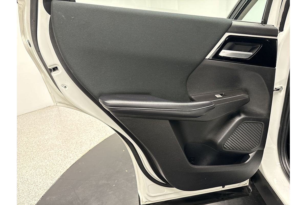 2022 Mitsubishi Outlander ES ZM