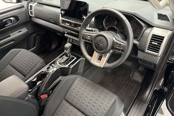 2024 Mitsubishi Triton GLS MV 4X4