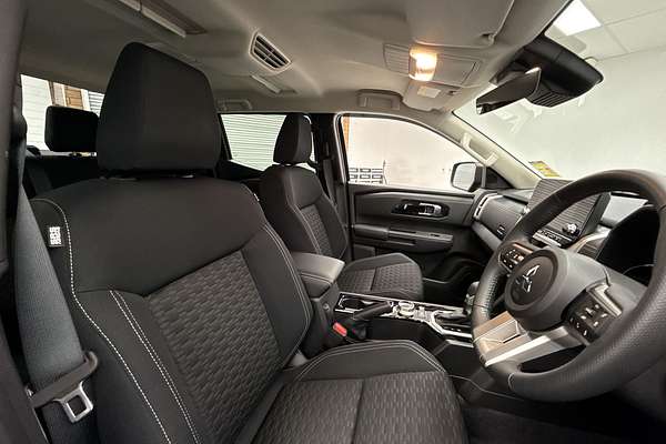 2024 Mitsubishi Triton GLS MV 4X4
