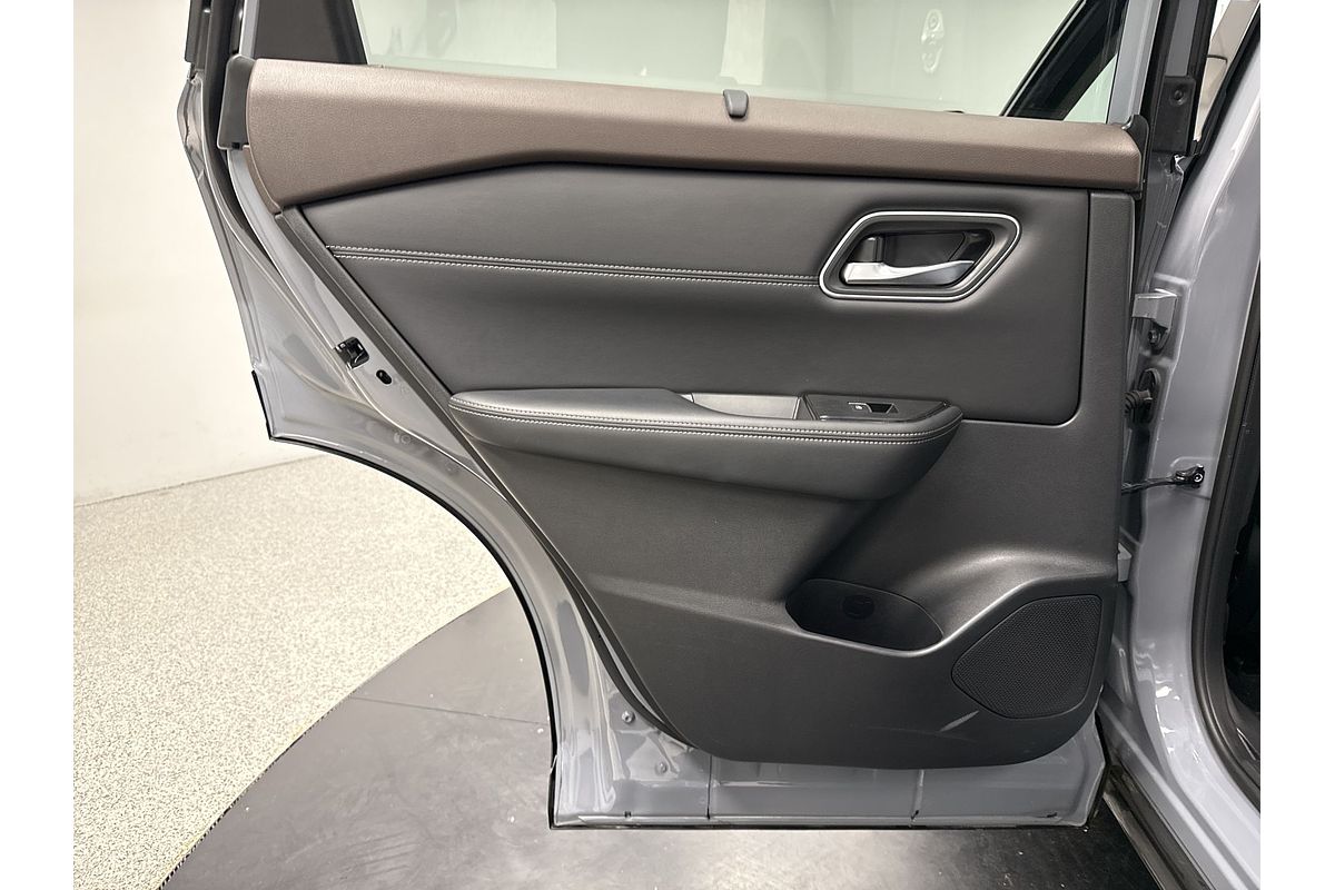 2024 Nissan X-TRAIL Ti-L T33