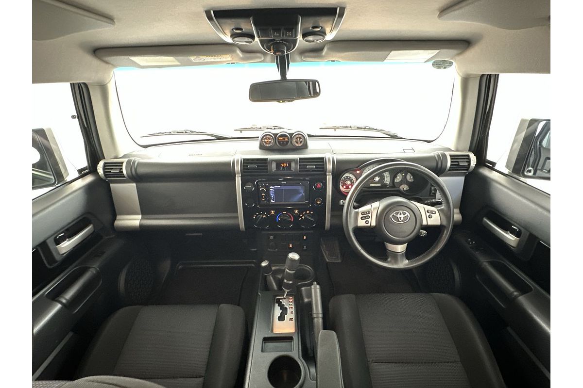 2013 Toyota FJ Cruiser GSJ15R