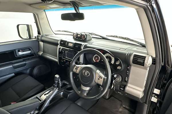 2013 Toyota FJ Cruiser GSJ15R