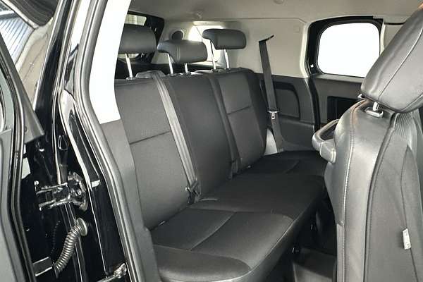 2013 Toyota FJ Cruiser GSJ15R