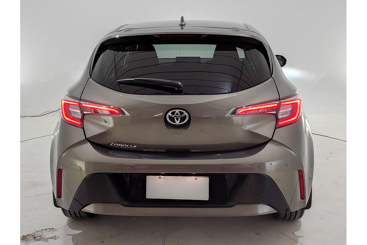 2020 Toyota Corolla SX MZEA12R