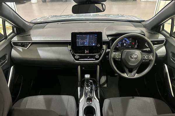 2024 Toyota Corolla Cross GX MXGH10R