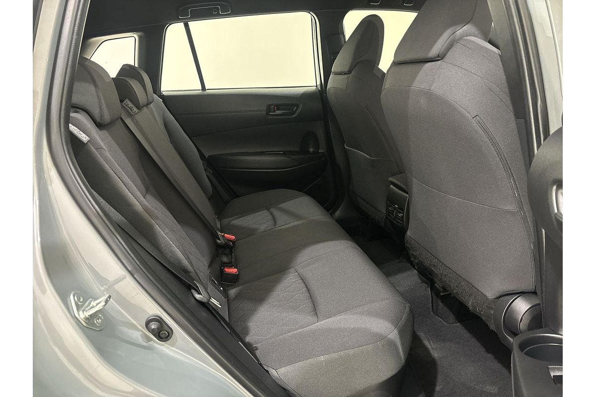 2024 Toyota Corolla Cross GX MXGH10R