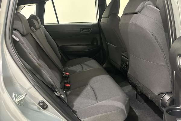 2024 Toyota Corolla Cross GX MXGH10R