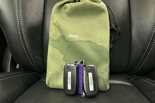2022 Jeep Compass S-Limited M6