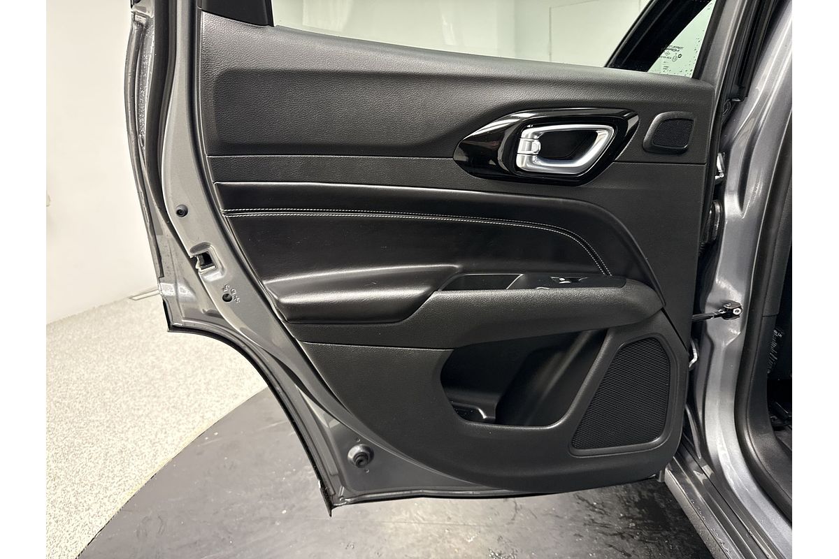 2022 Jeep Compass S-Limited M6