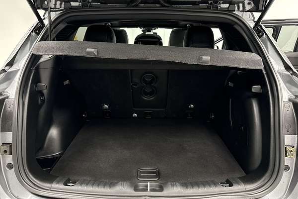 2022 Jeep Compass S-Limited M6
