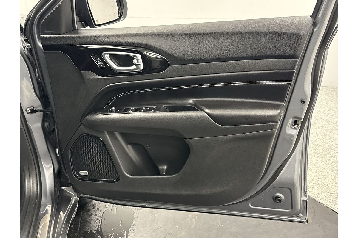 2022 Jeep Compass S-Limited M6