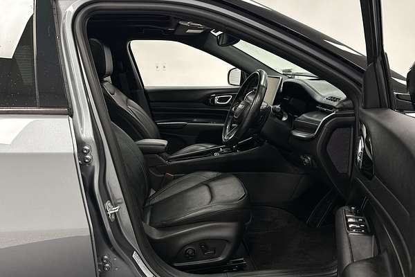2022 Jeep Compass S-Limited M6