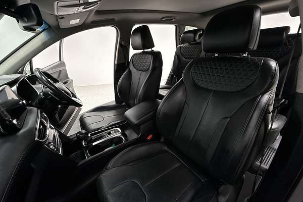 2020 Hyundai Santa Fe Highlander TM.2