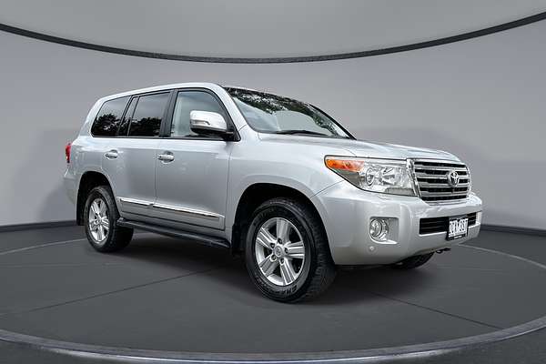 2014 Toyota Landcruiser Sahara VDJ200R