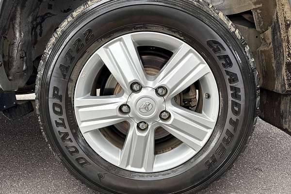 2014 Toyota Landcruiser Sahara VDJ200R