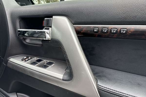 2014 Toyota Landcruiser Sahara VDJ200R