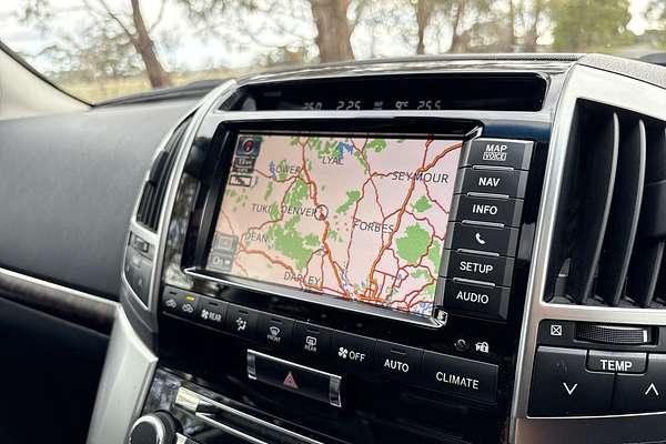 2014 Toyota Landcruiser Sahara VDJ200R
