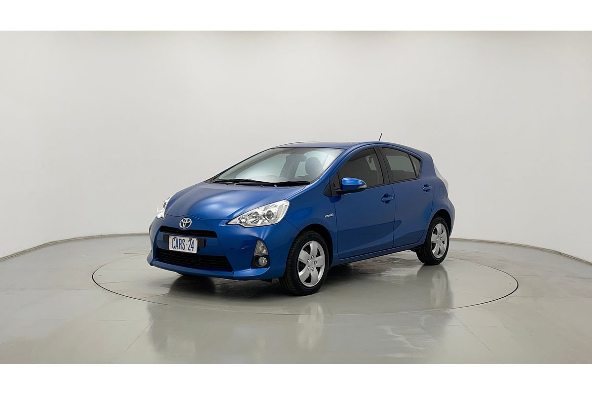 2014 Toyota Prius C NHP10R