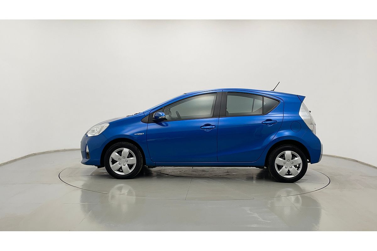 2014 Toyota Prius C NHP10R