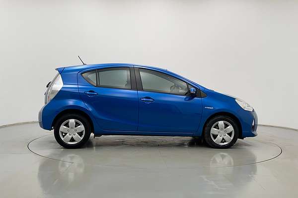 2014 Toyota Prius C NHP10R