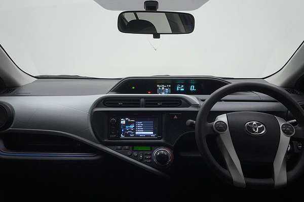 2014 Toyota Prius C NHP10R