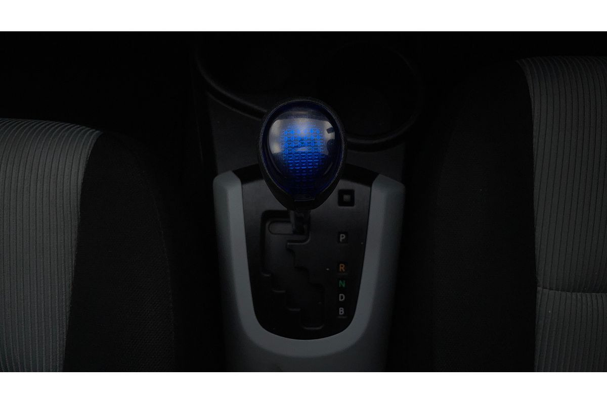 2014 Toyota Prius C NHP10R